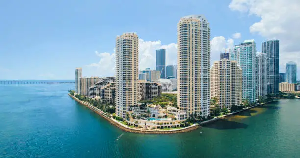 beautiful city miami view (Miami Car Service)